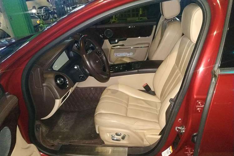 Used Jaguar XJ 2012 XJL 3.0 Panoramic Business Edition Left Front Seat