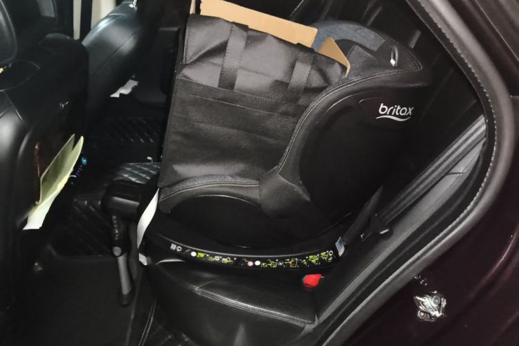 Used Jaguar XJ 2012 XJL 3.0 Panoramic Business Edition Left Rear Seat