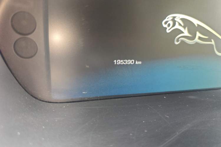 Used Jaguar XJ 2012 XJL 3.0 Panoramic Business Edition Odometer Close Up