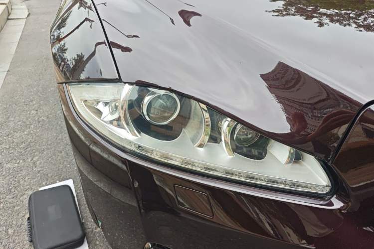 Used Jaguar XJ 2012 XJL 3.0 Flagship Business Edition Right Front Headlight