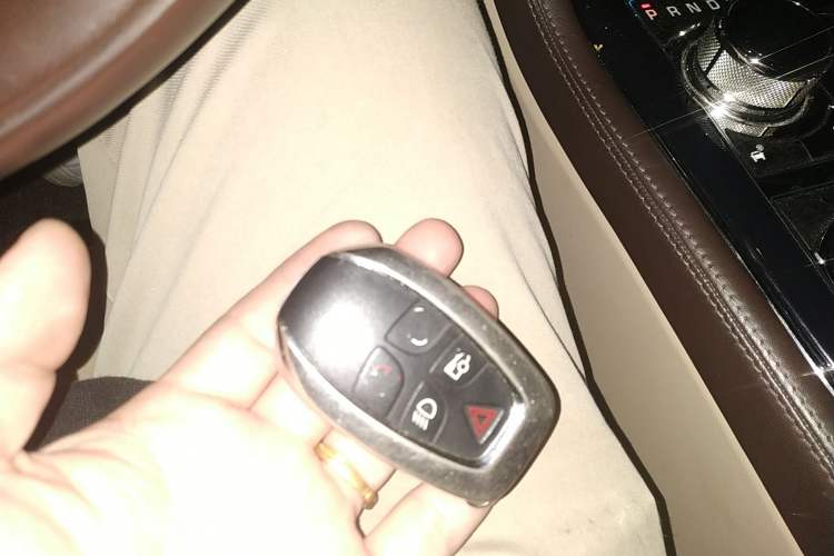 Used Jaguar XJ 2012 XJL 3.0 Panoramic Business Edition Vehicle Key