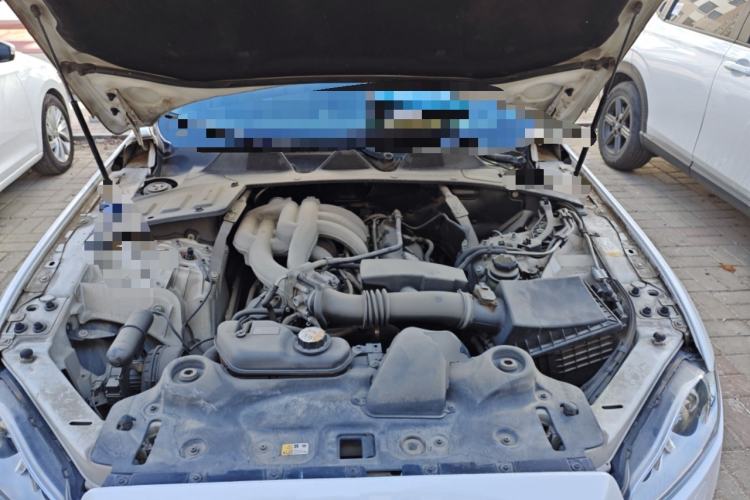 Used Jaguar XJ 2012 XJL 3.0 Panoramic Business Edition Engine Bay