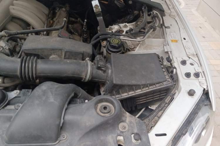 Used Jaguar XJ 2012 XJL 3.0 Panoramic Business Edition Engine Bay Left