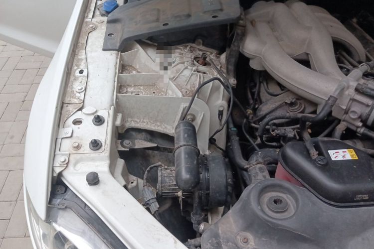 Used Jaguar XJ 2012 XJL 3.0 Panoramic Business Edition Engine Bay Right