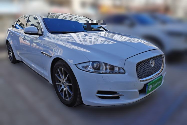 Used Jaguar XJ 2012 XJL 3.0 Panoramic Business Edition Front Right 45 Deg
