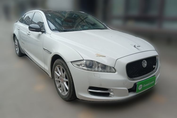 Used Jaguar XJ 2012 XJL 3.0 Panoramic Business Edition Front Right 45 Deg