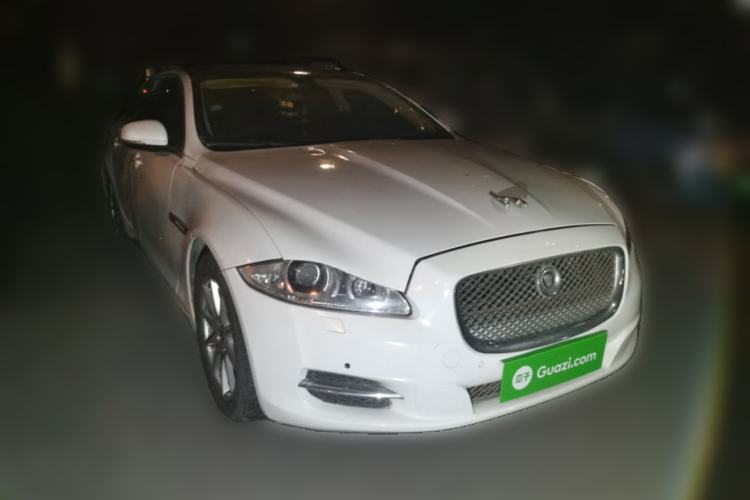 Used Jaguar XJ 2012 XJL 3.0 Panoramic Business Edition Front Right 45 Deg