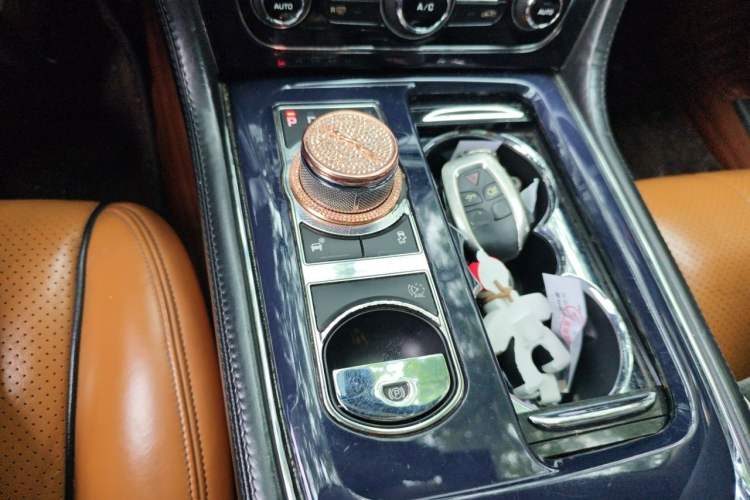 Used Jaguar XJ 2012 XJL 3.0 Flagship Business Edition Gear Lever