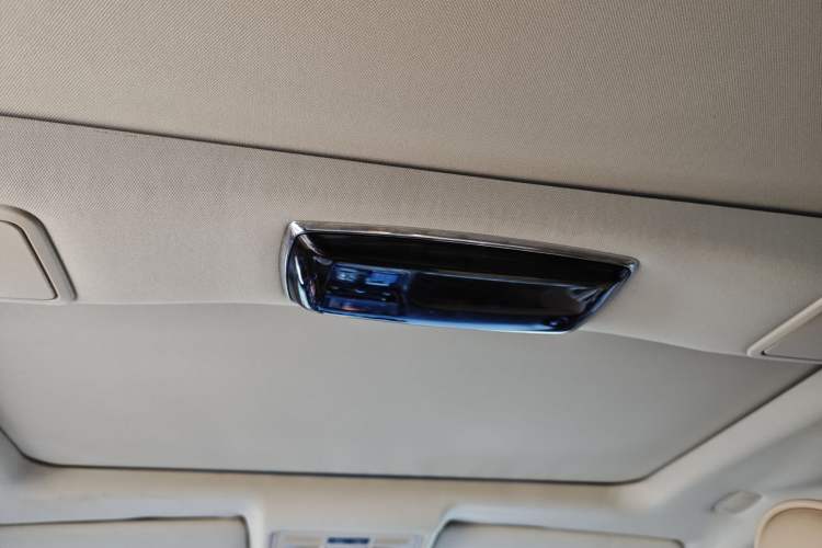 Used Jaguar XJ 2012 XJL 3.0 Panoramic Business Edition Headliner