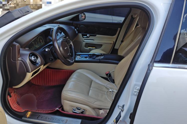 Used Jaguar XJ 2012 XJL 3.0 Panoramic Business Edition Left Front Seat