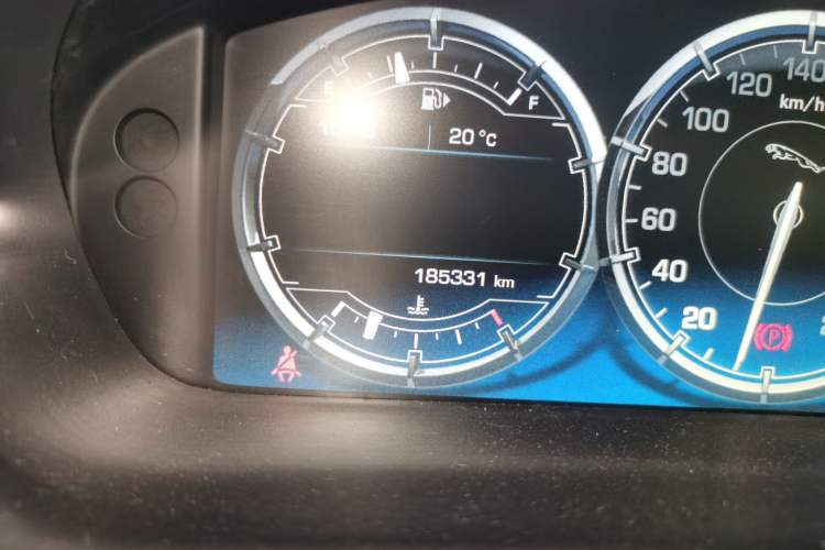 Used Jaguar XJ 2012 XJL 3.0 Panoramic Business Edition Odometer Close Up