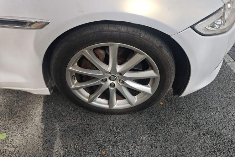 Used Jaguar XJ 2012 XJL 3.0 Flagship Business Edition Right Front Wheel Hub