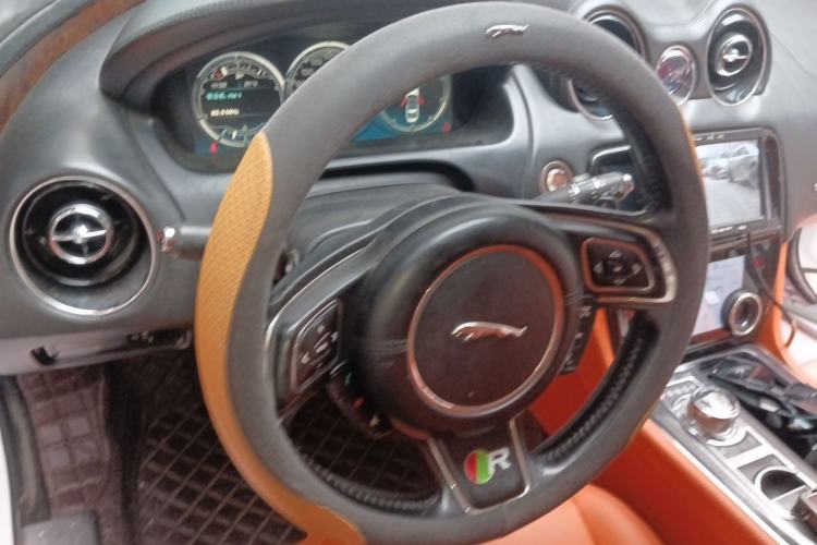 Used Jaguar XJ 2012 XJL 3.0 Panoramic Business Edition Steering Wheel