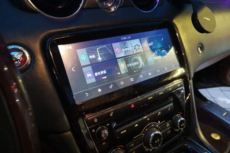 Used Jaguar XJ 2013 XJL 3.0 SC Four-Wheel Drive Flagship Business Edition Audio And AC Panel