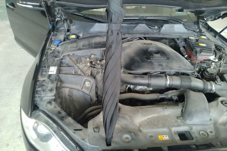 Used Jaguar XJ 2013 XJL 2.0T Elegance Business Edition Engine Bay Right
