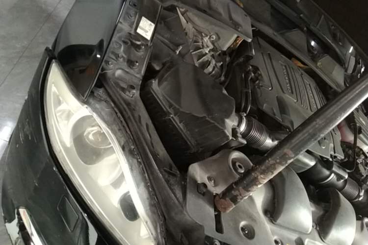 Used Jaguar XJ 2013 XJL 3.0 SC Cambridge Limited Edition Engine Bay Right