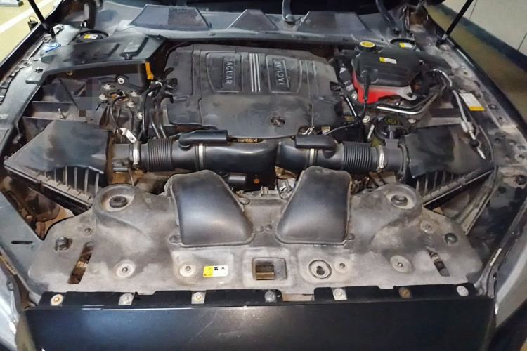 Used Jaguar XJ 2013 XJL 3.0 SC Flagship Business Edition Engine Bay