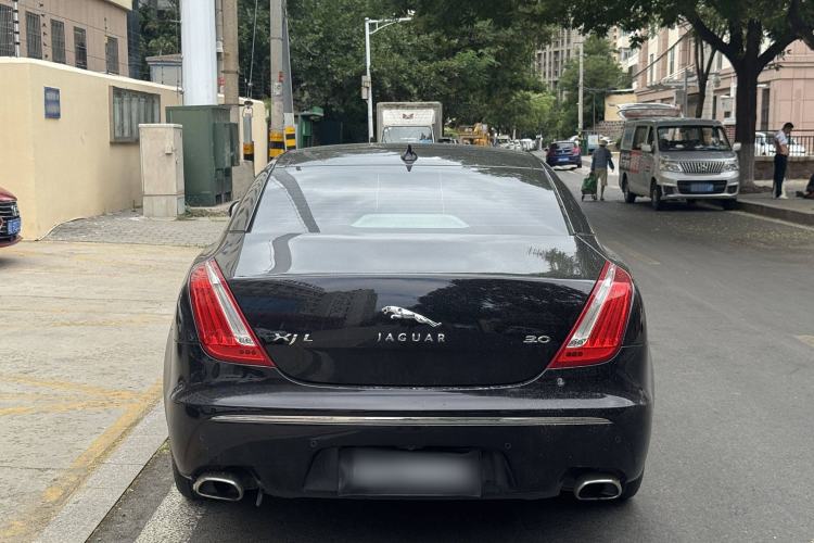 Used Jaguar XJ 2013 XJL 3.0 SC Cambridge Limited Edition Exterior 5