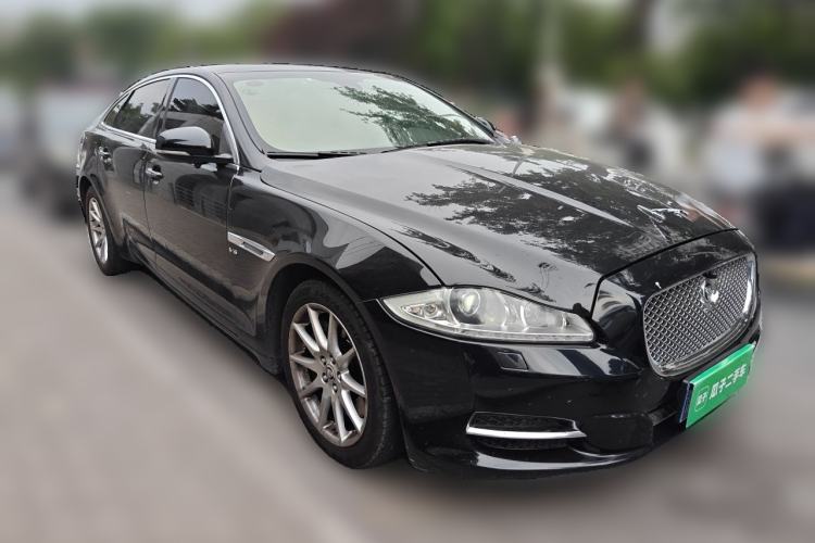Used Jaguar XJ 2013 XJL 3.0 SC Panoramic Business Edition Front Right 45 Deg