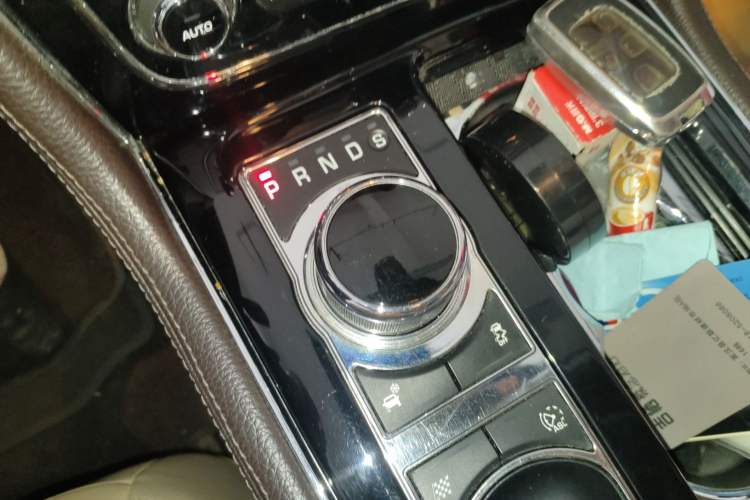 Used Jaguar XJ 2013 XJL 2.0T Elegance Business Edition Gear Lever