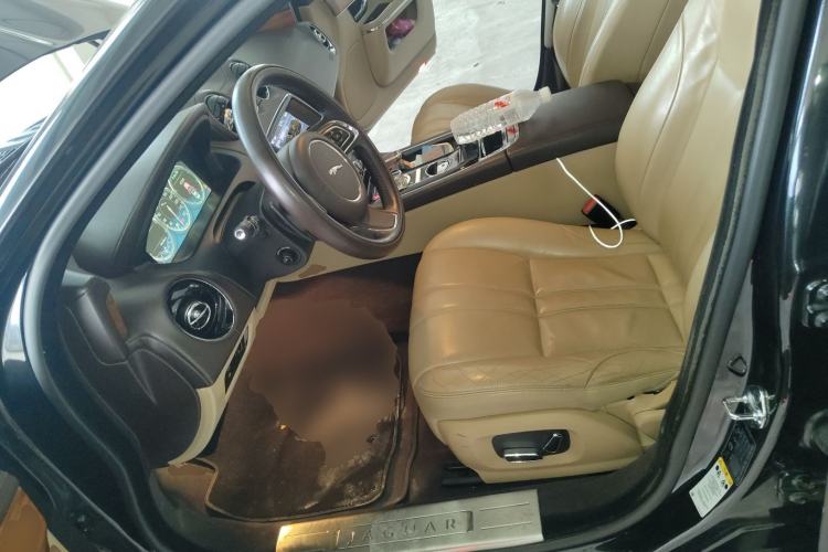 Used Jaguar XJ 2013 XJL 2.0T Elegance Business Edition Left Front Seat