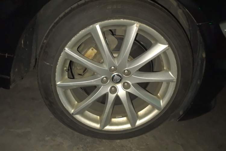 Used Jaguar XJ 2013 XJL 3.0 SC Flagship Business Edition Right Front Wheel Hub