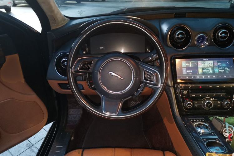 Used Jaguar XJ 2013 XJL 3.0 SC Four-Wheel Drive Flagship Business Edition Steering Wheel