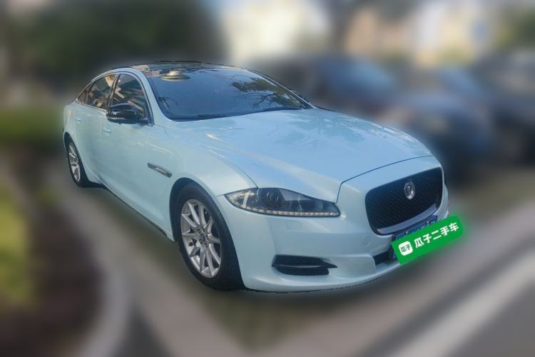 Used Jaguar XJ 2013 XJL 2.0T Elegance Business Edition Front Right 45 Deg