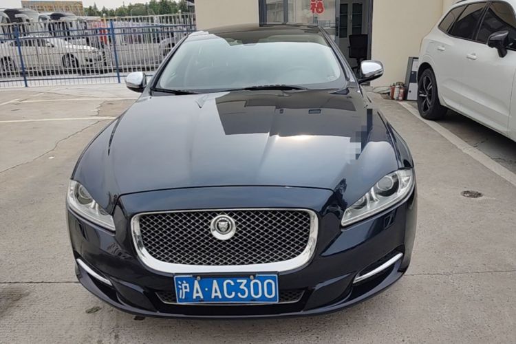 Used Jaguar XJ 2013 XJL 3.0 SC Cambridge Limited Edition Front