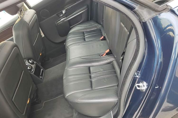 Used Jaguar XJ 2013 XJL 3.0 SC Cambridge Limited Edition Left Rear Seat