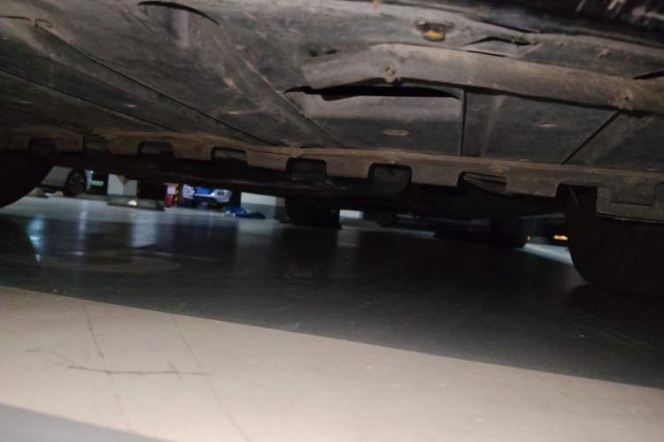 Used Jaguar XJ 2013 XJL 3.0 SC Panoramic Business Edition Chassis Front Left