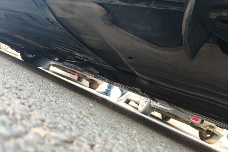 Used Jaguar XJ 2013 XJL 3.0 SC Panoramic Business Edition Chassis Rear Left