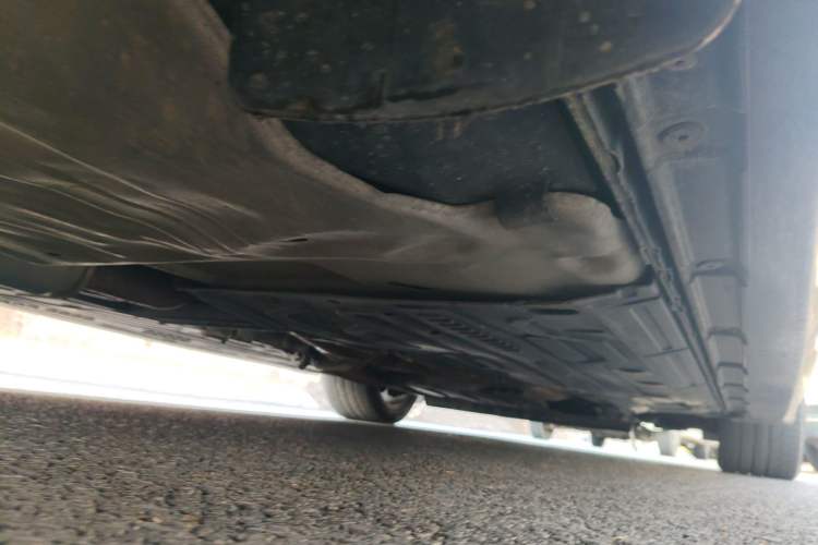 Used Jaguar XJ 2013 XJL 3.0 SC Panoramic Business Edition Chassis Rear Right