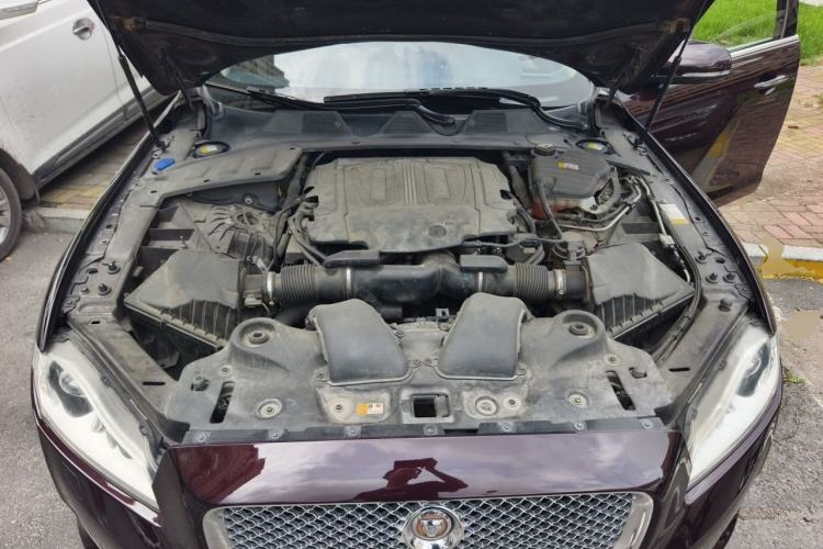 Used Jaguar XJ 2013 XJL 3.0 SC Flagship Business Edition Engine Bay