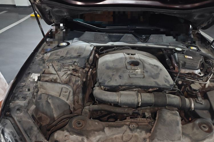 Used Jaguar XJ 2013 XJL 2.0T Elegance Business Edition Engine Bay Right