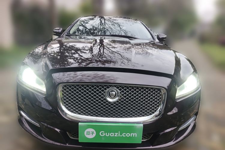 Used Jaguar XJ 2013 XJL 3.0 SC Panoramic Business Edition Front