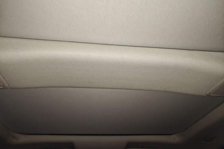 Used Jaguar XJ 2013 XJL 2.0T Elegance Business Edition Headliner