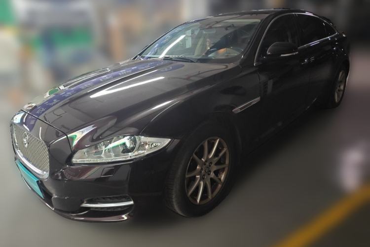 Jaguar XJ 2013 XJL 2.0T Elegance Business Edition с пробегом Guazi used car, China used car export, Used car for sale, Used cars, Cheapest cars for sale