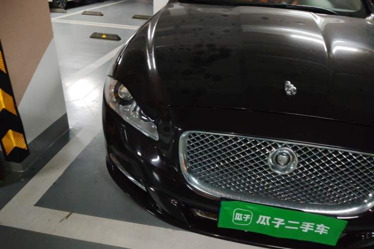 Used Jaguar XJ 2013 XJL 3.0 SC Panoramic Business Edition Right Front Headlight