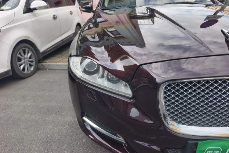 Used Jaguar XJ 2013 XJL 3.0 SC Flagship Business Edition Right Front Headlight