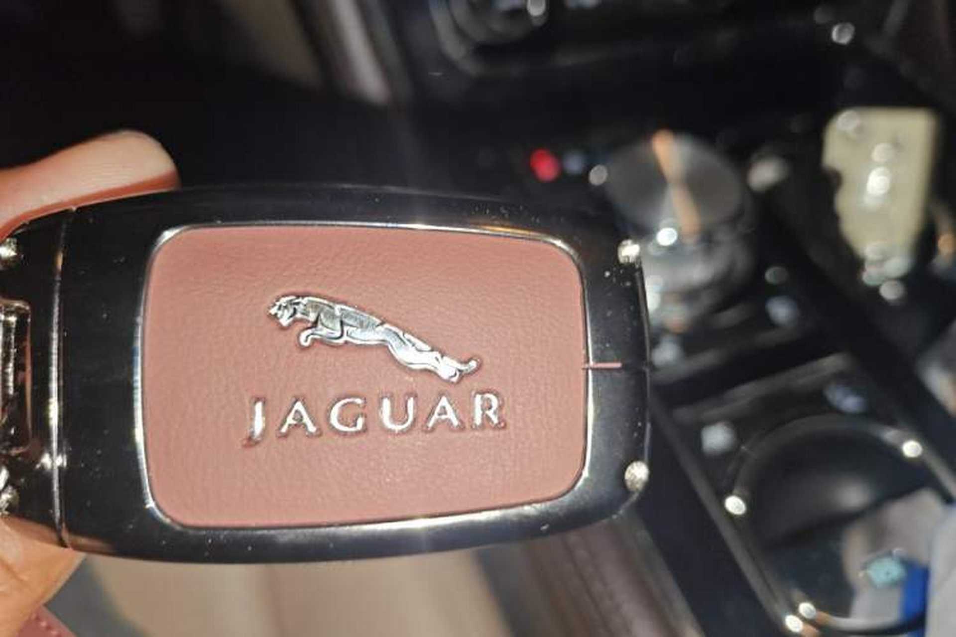 Used Jaguar XJ 2013 XJL 2.0T Elegance Business Edition Vehicle Key