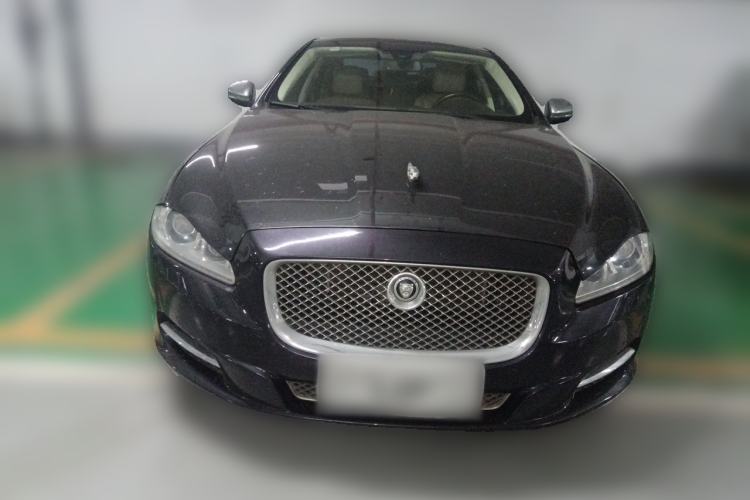 Used Jaguar XJ 2013 XJL 3.0 SC Cambridge Limited Edition Front