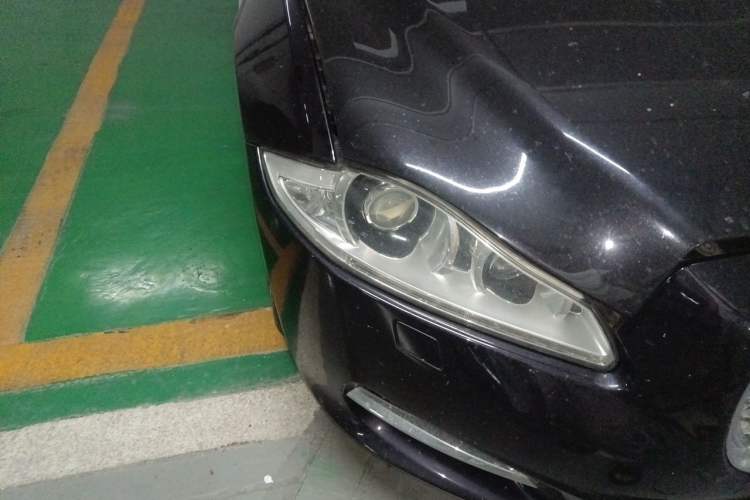 Used Jaguar XJ 2013 XJL 3.0 SC Cambridge Limited Edition Right Front Headlight