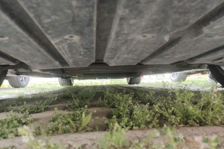 Used Jaguar XJ  Chassis Front