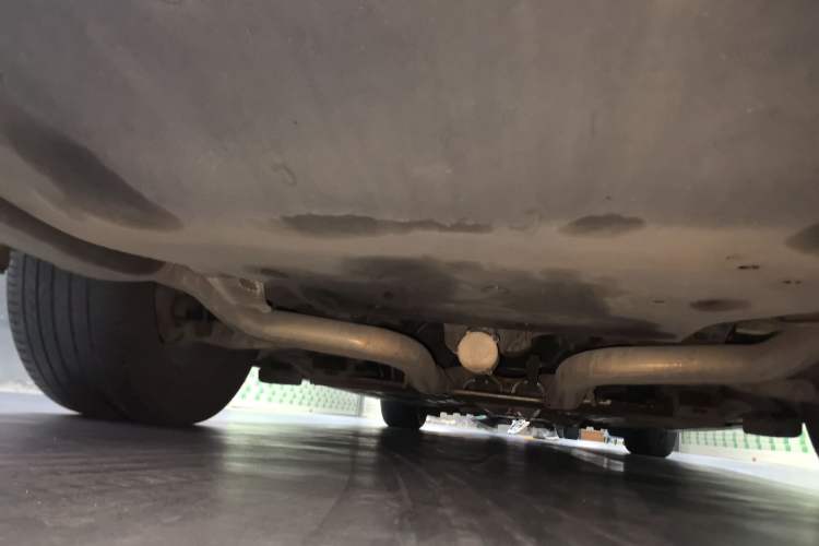 Used Jaguar XJ 2013 XJL 3.0 SC Panoramic Business Edition Chassis Rear