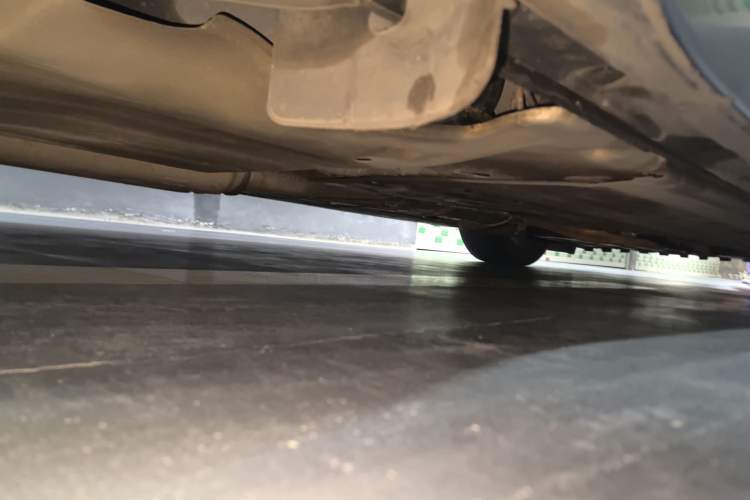 Used Jaguar XJ 2013 XJL 3.0 SC Panoramic Business Edition Chassis Rear Right