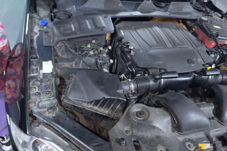Used Jaguar XJ 2013 XJL 3.0 SC Panoramic Business Edition Engine Bay Right