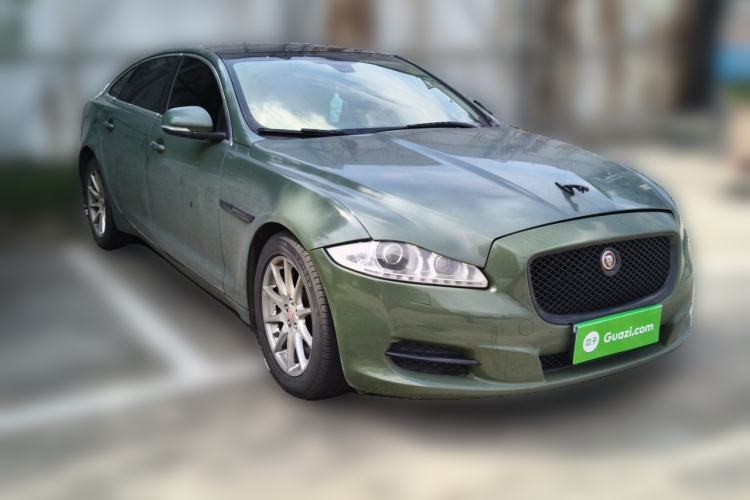 Used Jaguar XJ 2013 XJL 3.0 SC Panoramic Business Edition Front Right 45 Deg