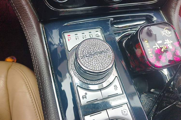 Used Jaguar XJ 2013 XJL 2.0T Elegance Business Edition Gear Lever
