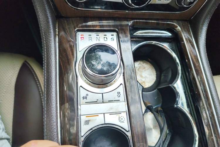 Used Jaguar XJ 2013 XJL 2.0T Elegance Business Edition Gear Lever
